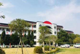 公主岭市双龙中学阅读区