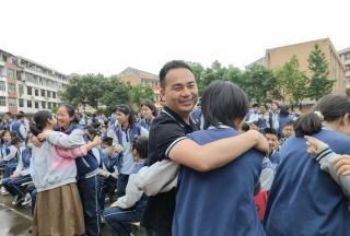 平阳县水头镇第二中学阅读区