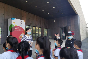 淄博市临淄区实验小学阅读区