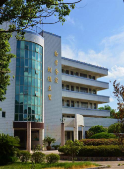 平阳县麻步镇第三中学阅读区