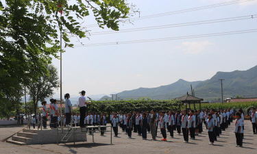 平阳县维新乡中心校阅读区