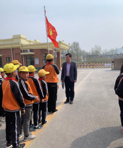 临淄区辛店街道王朱小学阅读区