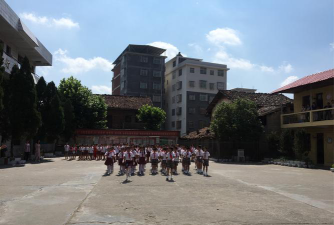 石城县小松中心小学阅读区