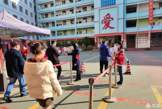 西乡塘区星星学校阅读区