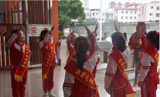 南康市实验小学阅读区