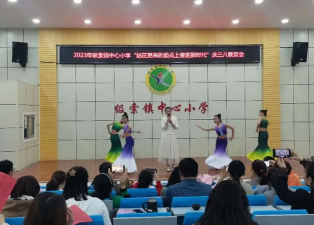 索镇中心小学阅读区