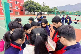 灵溪镇第九中学阅读区
