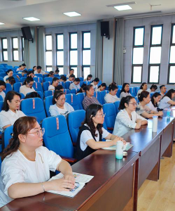 红旗小学阅读区