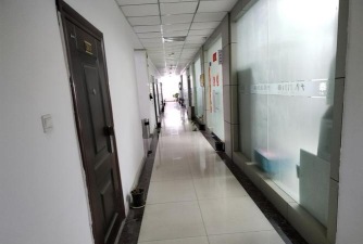南阳市宛城区白又白艺术培训有限公司阅读区