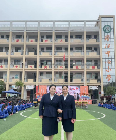 泰和县澄江镇中心小学阅读区