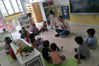 揭西县凤江镇蓝精灵中英文幼儿园阅读区