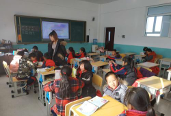 梅河口市大湾学校阅读区