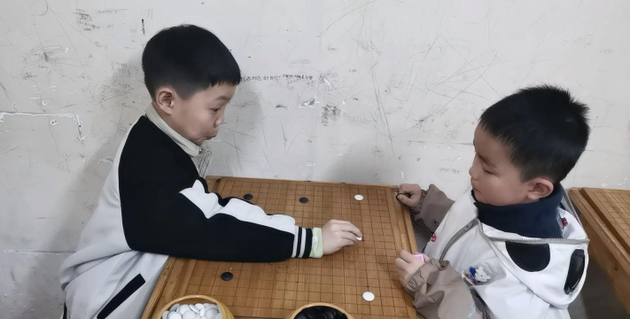 中山市天弈围棋培训中心有限公司阅读区