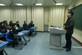 东营市胜利胜华小学阅读区