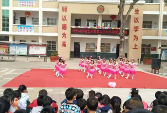 江西万安韶口中心小学阅读区