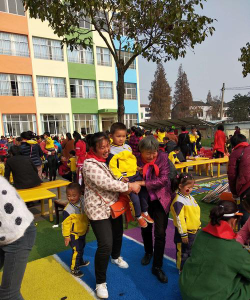 伊宁县达达木图乡小精灵艺术幼儿园阅读区
