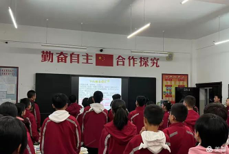 甘肃省康县城关中学阅读区