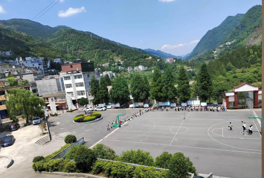 甘肃省康县碾坝中学阅读区