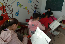 澄江市璞庐艺术培训有限公司阅读区