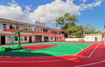 曲溪镇路篦小学阅读区