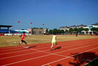 平湖市全塘中学阅读区