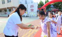 烟台市牟平实验小学阅读区