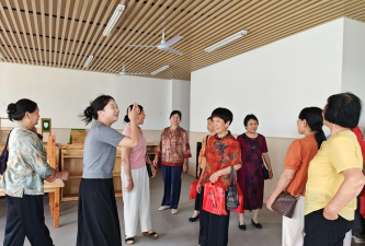 江西省宜丰县天宝中心小学阅读区