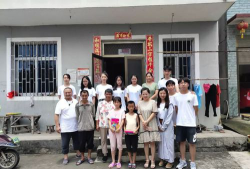 香田乡中心小学阅读区