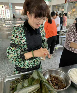丰县首羡镇和集初中阅读区