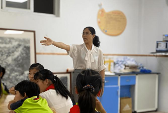 莫干山镇初级中学阅读区
