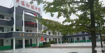 丰县梁寨镇黄楼初级中学阅读区