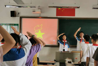 长兴县水口乡中学阅读区