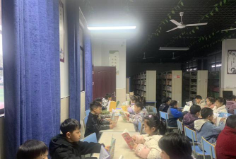 江西省樟树市大桥乡中心小学阅读区