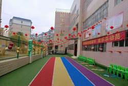 罗定市素龙街道艳阳幼儿园阅读区