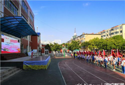莱州市实验小学阅读区
