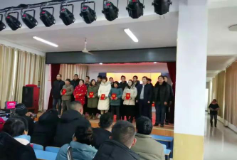 睢宁县岚山中学阅读区
