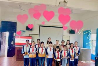 临川区高坪镇三桥中心小学阅读区