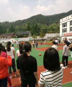 马剑镇中阅读区