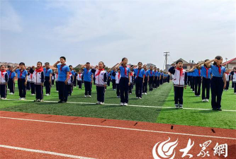 海阳市育才小学阅读区