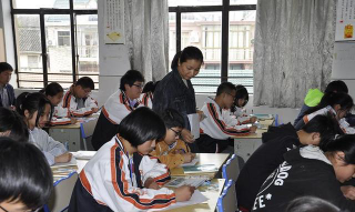 上虞市谢塘镇中学阅读区