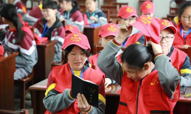 遥观初级中学阅读区