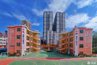 河婆街道河山小学阅读区