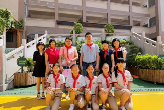 东莞市长安象山小学阅读区