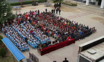 礼县罗坝乡初级中学阅读区