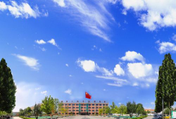 青州市朱良小学阅读区