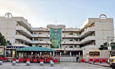 东莞市虎门镇威远小学阅读区
