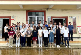 隆江镇第二小学阅读区