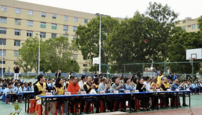 中山市坦洲镇永二小学阅读区