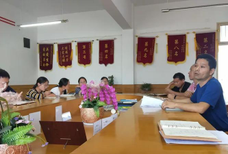 怀鲁初中阅读区