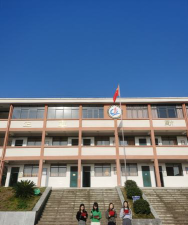 横峰县青板乡中心小学阅读区